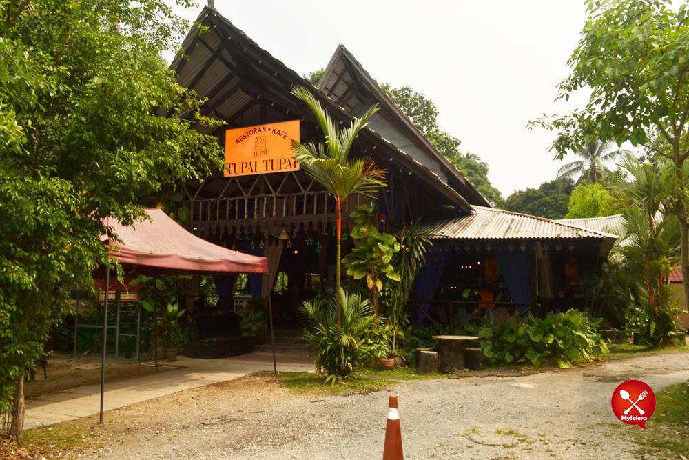 Restoran Tupai Tupai, Kuala Lumpur. Steamboat Halal Yang Sedap!