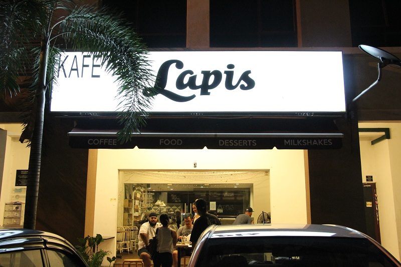 Kafe Lapis, Modern Cafe Yang "Tersorok" di Wangsa Maju
